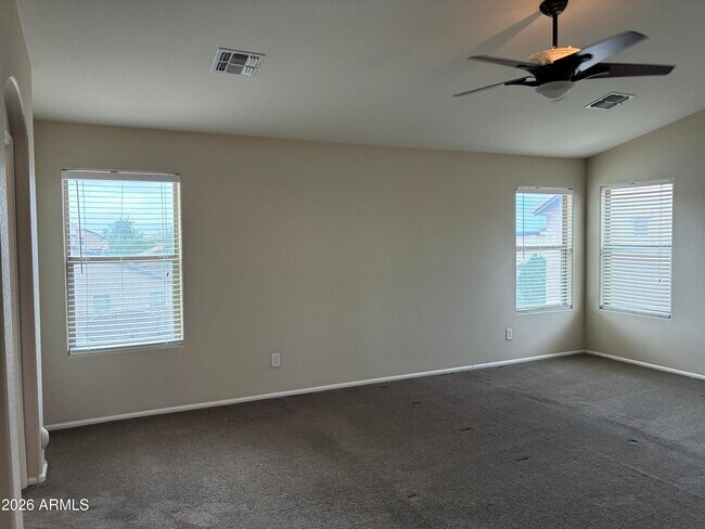 Building Photo - 2217 W Steed Ridge