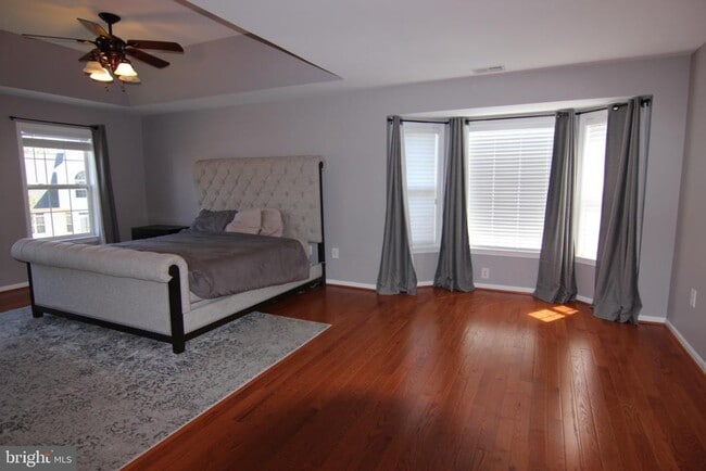 Building Photo - 25783 Fenian Ct