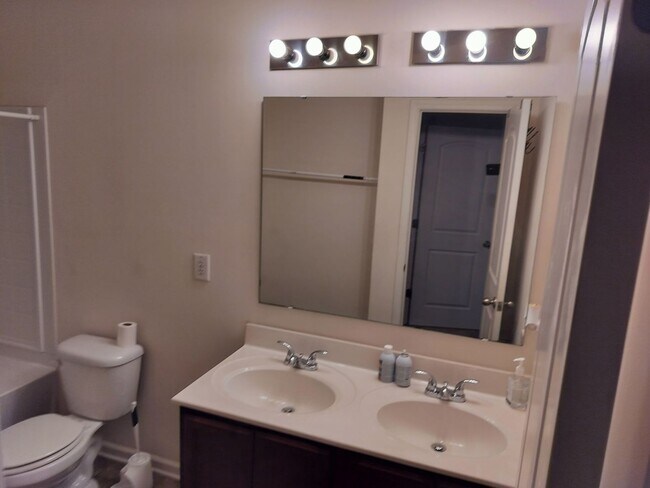 Building Photo - Space and Value