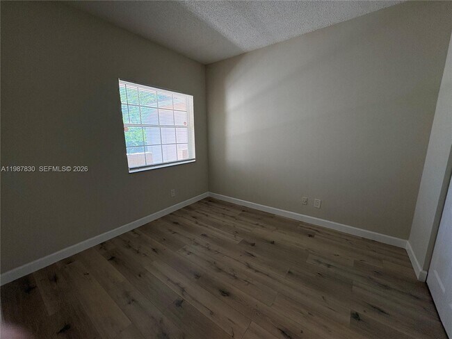 Building Photo - 601 Cypress Lake Blvd