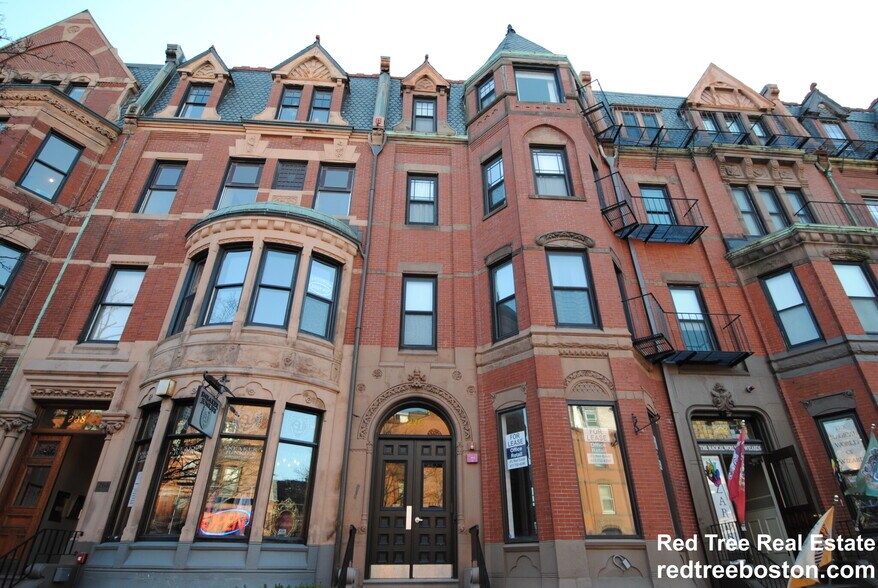 Building Photo - 270 Newbury St