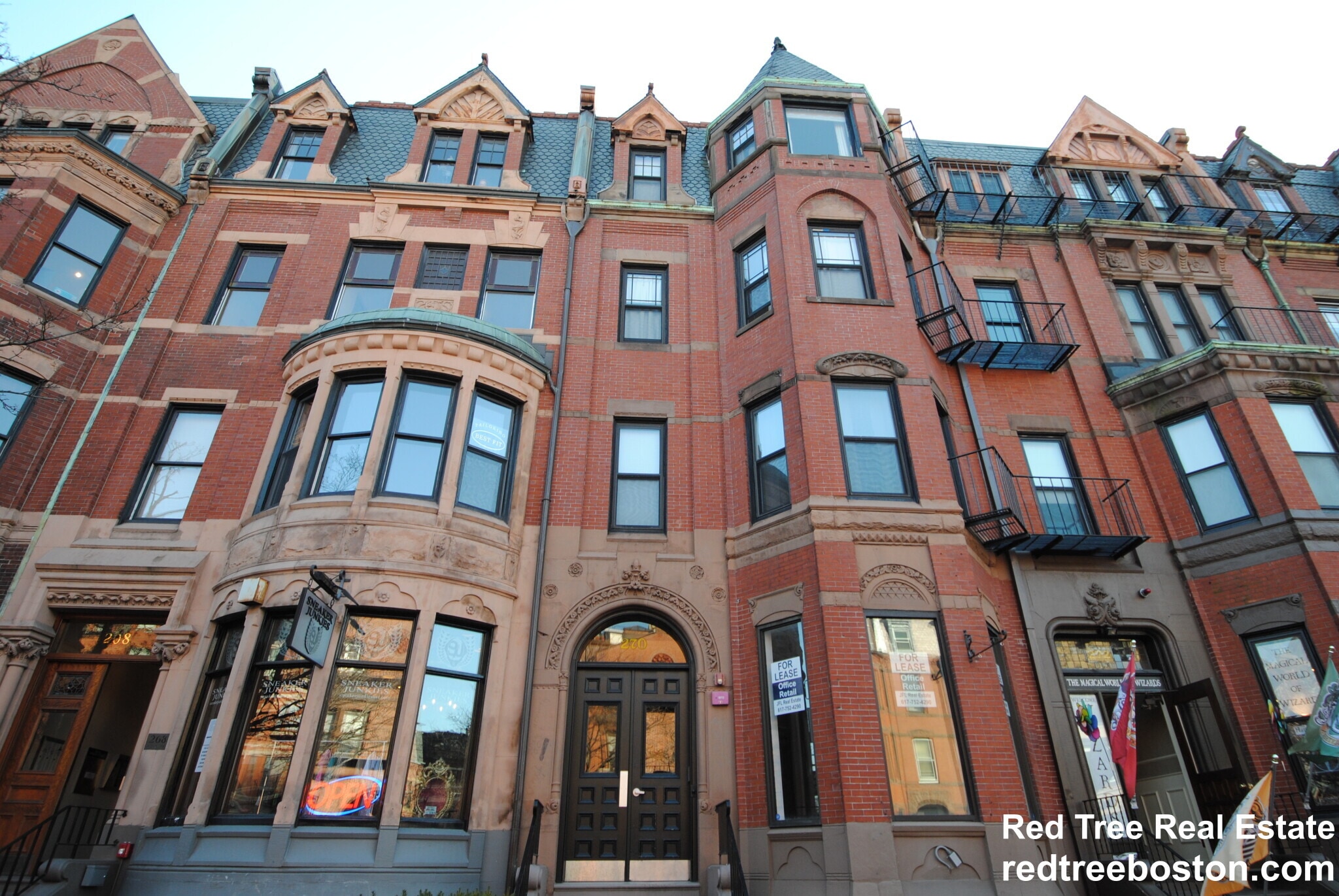 Building Photo - 270 Newbury St