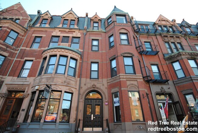 Building Photo - 270 Newbury St