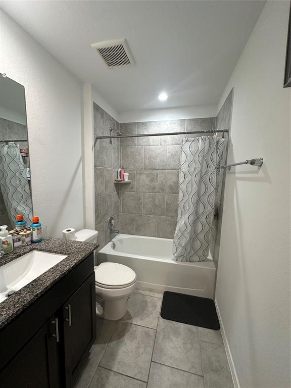Building Photo - 1014 Cattle Chute Ct