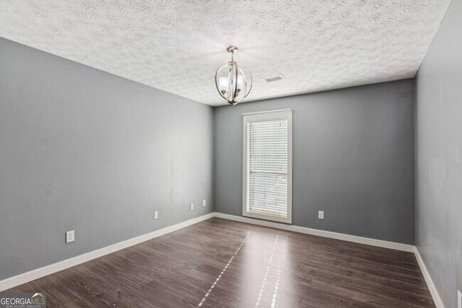 Building Photo - 2275 Eagle Pointe Ct NW