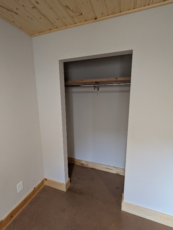 Building Photo - 4020 Pennock St