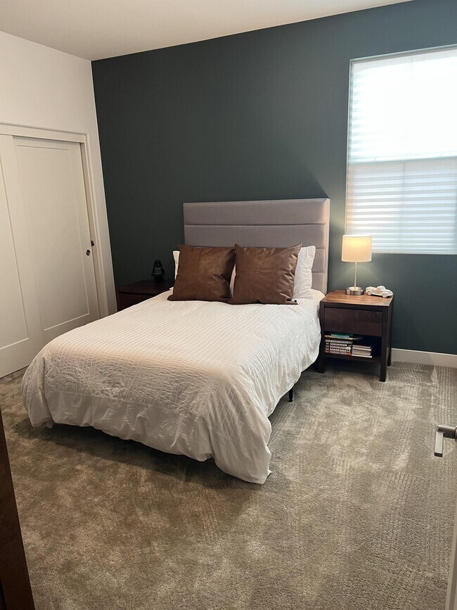 Building Photo - 6690 Spartina Ct