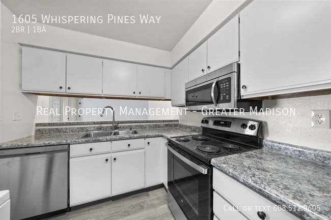 Building Photo - 1605 Whispering Pines Way