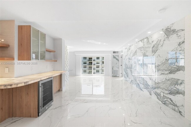 Building Photo - 4505 S Ocean Blvd
