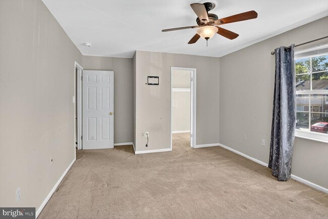 Building Photo - 7706 Swan Terrace