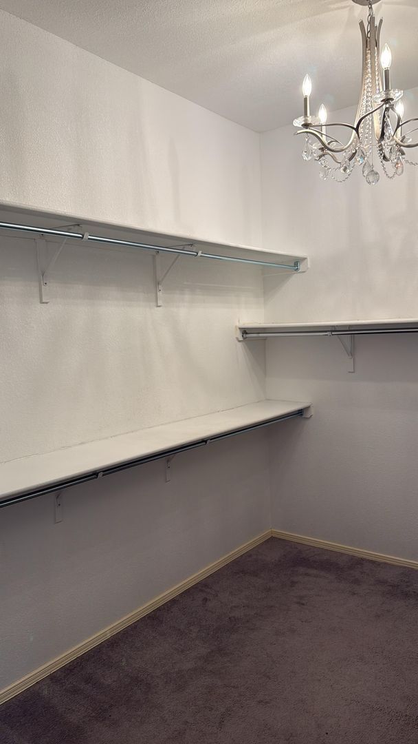 Building Photo - We have a beautiful home fully furnished with 3 bedroom-2 baths plus theater room (or a 4 bed room)