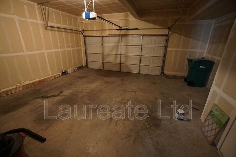 Building Photo - 6510 Silver Mesa Dr