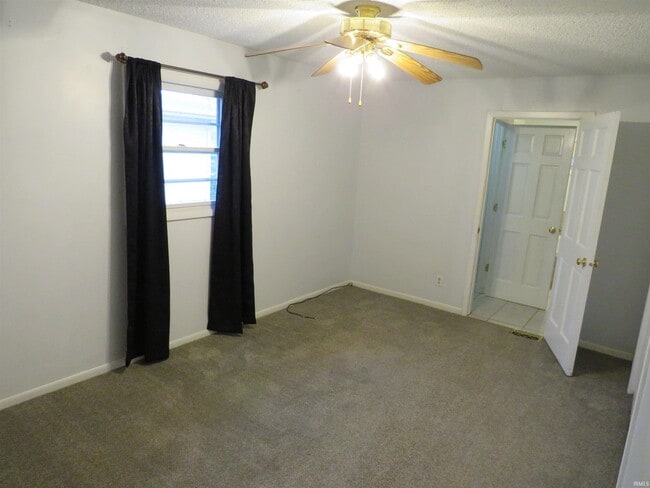 Building Photo - 413 W Harrison St