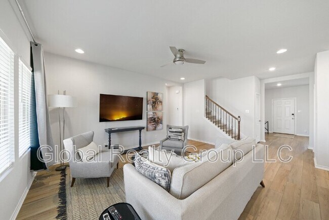 Building Photo - 6735 Shiraz Wy