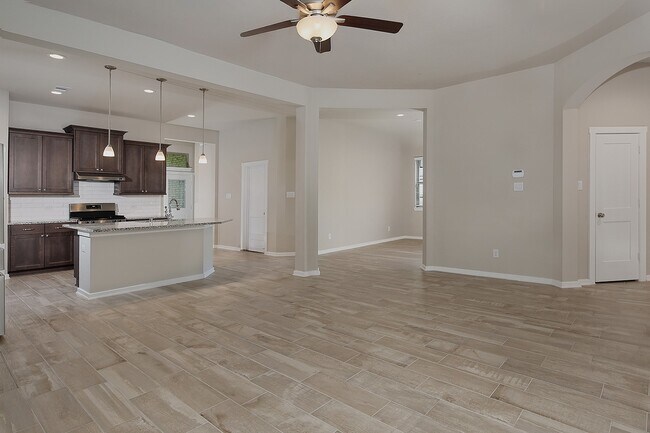 Building Photo - 151 Silva Creek Trl