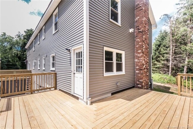 Building Photo - 6 Rham Rd