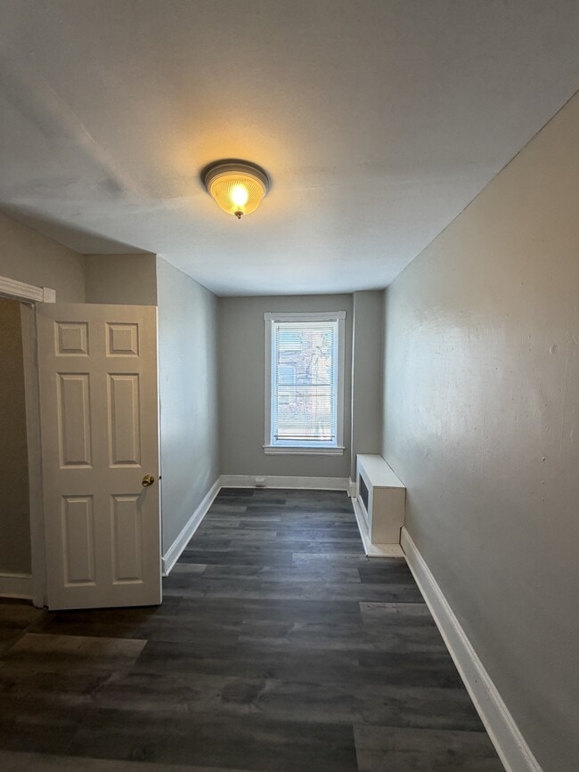 Building Photo - 3011 N Swanson St