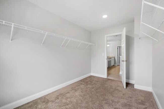 Building Photo - 6065 Arbor Knoll Pl