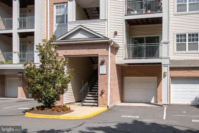 Building Photo - 12120 Garden Ridge Ln