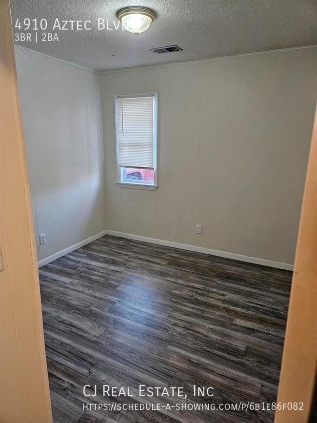Building Photo - 4910 Aztec Blvd
