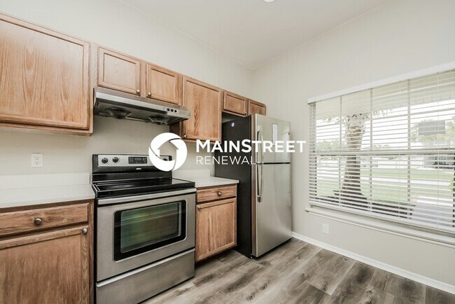 Building Photo - 4 Bedroom Pet-Friendly Home in ORLANDO, FL...