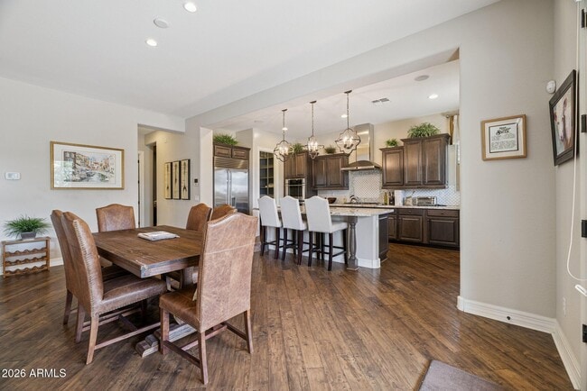 Building Photo - 5907 E Calle de Las Estrellas Rd