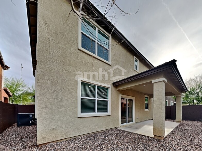 Building Photo - 678 W Laredo Ave