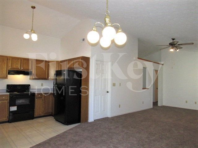 Building Photo - 7226 N Orchard Dr