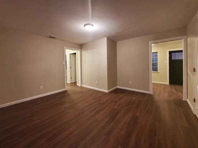 Building Photo - 8336 Bunche Dr