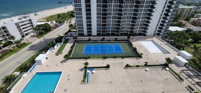 Building Photo - 531 N Ocean Blvd