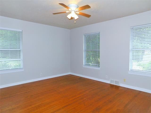 Building Photo - 1217 Clover Ln