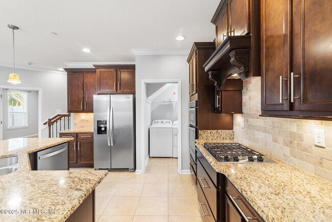 Building Photo - 352 Magnolia Creek Walk