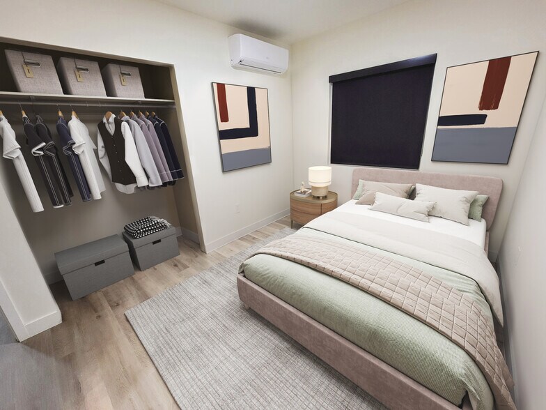 Building Photo - 2224 Delaware Ave