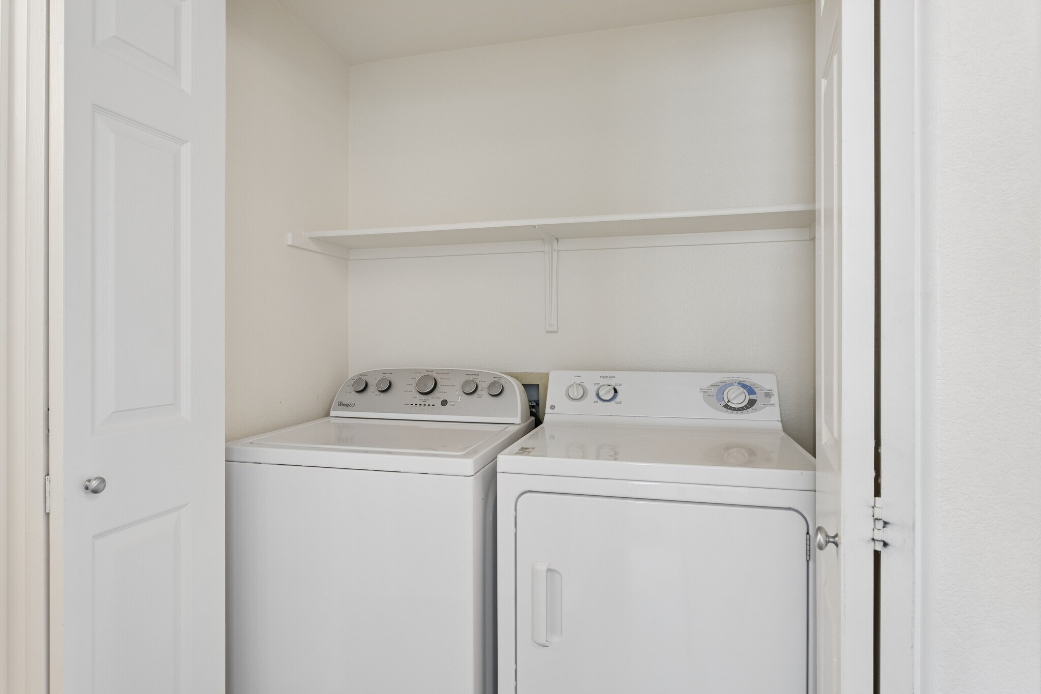 Your own Hall Washer Dryer - 4925 E Desert Cove Ave