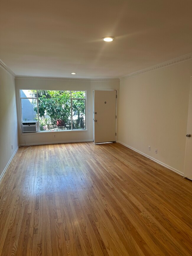 Building Photo - 1745 Winona Blvd