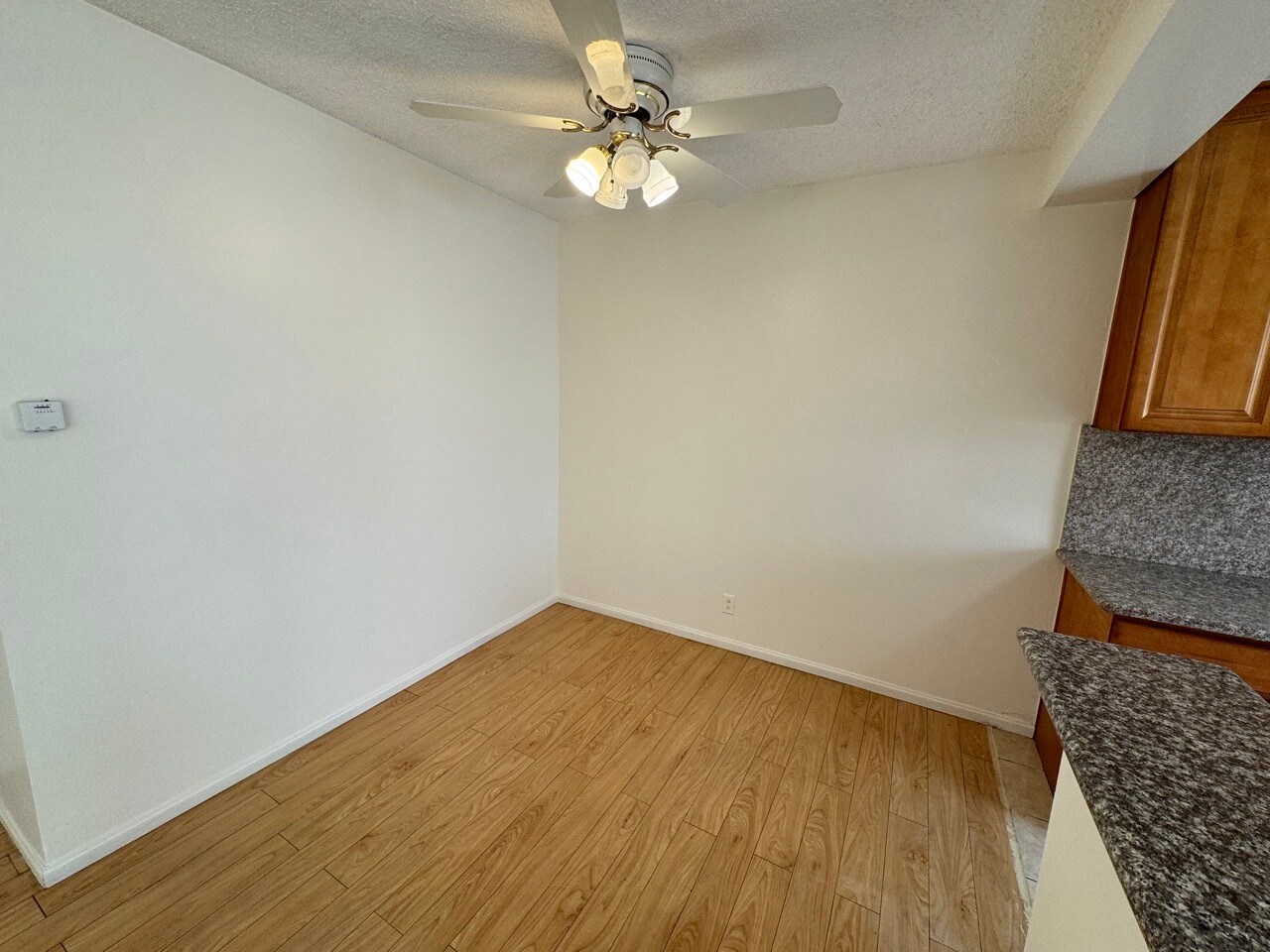 Building Photo - 555 N Ardmore Ave