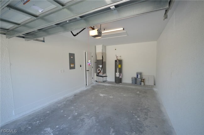 Building Photo - 2188 Barker Blvd