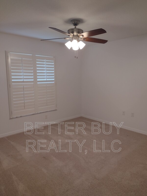 Building Photo - 16 Kalendar Ct