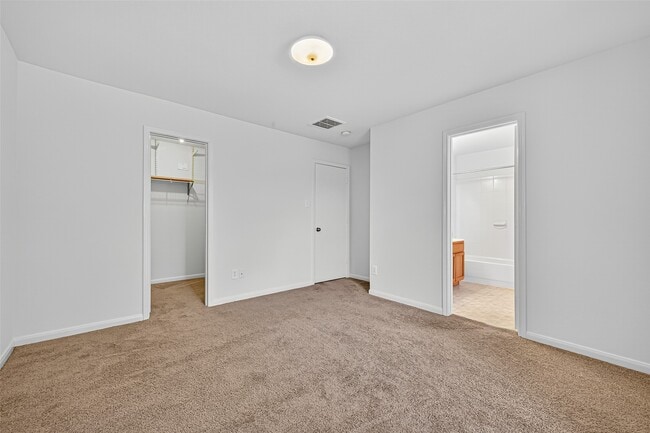Building Photo - 8042 Montague Manor Ln