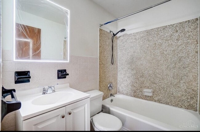 Building Photo - 8352 Lyness Dr