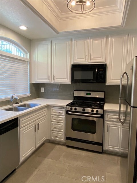 Building Photo - 30902 Club House Dr