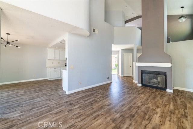 Building Photo - 15689 Ladera Vista Dr
