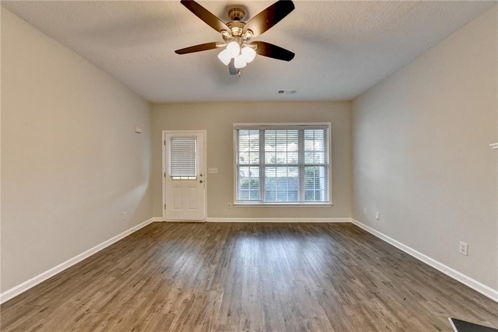 Building Photo - 3415 Oxwell Dr NW