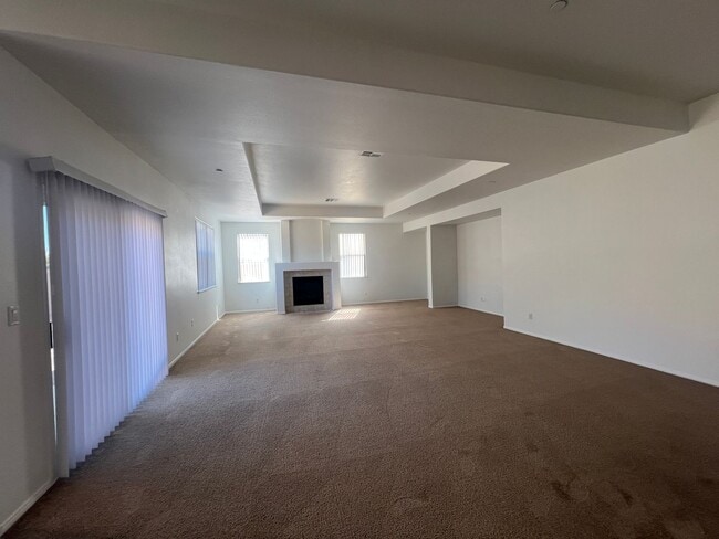 Building Photo - OVER 4000 SQ. FT. EXECUTIVE HOME IN GATED COMMUNITY