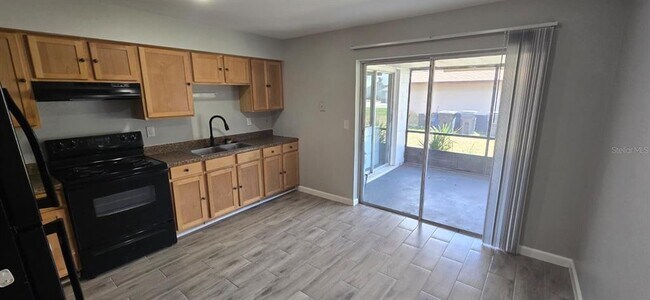 Building Photo - 5657 Struthers Ct