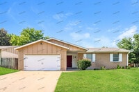 Building Photo - 606 E Toledo Pl