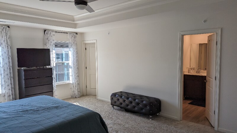 Building Photo - 8994 Dolby St