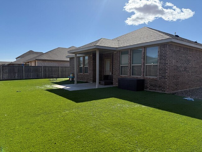 Building Photo - 7106 Saguaro Rd