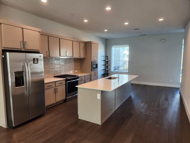 Building Photo - 1771 Mccoy St