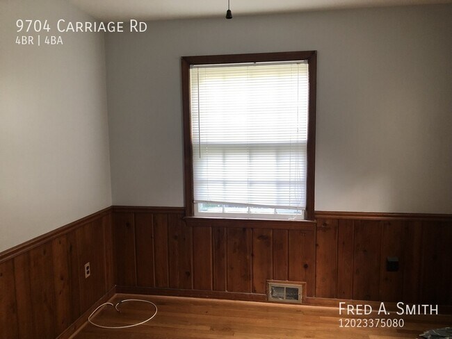 Building Photo - 9704 Carriage Rd